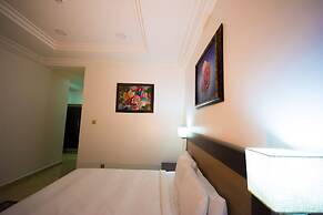 Immaculate Diamond Hotel & Apartments