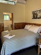 Mystery Creek Motel