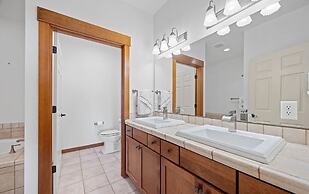 Desert Canyon Golf Resort