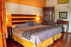 HOTEL DON UDOS BED & BREAKFAST