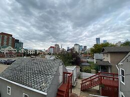 Calming 1bedroom Units With Balcony And City View