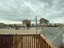 Calming 1bedroom Units With Balcony And City View