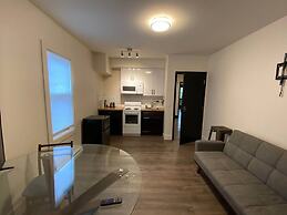 Calming 1bedroom Units With Balcony And City View