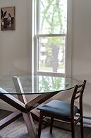 Historical Building 1br 1ba Walk To Roger's Place