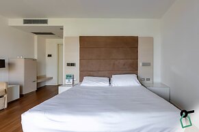 HOTIDAY Room Collection - Pisa