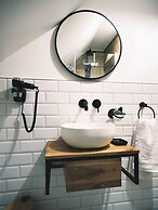 Flecker Hotel
