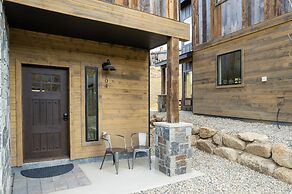 Ridgeview At Granby Ranch 3 Bedroom Townhouse by RedAwning