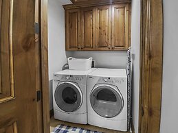 Jordanelle Mountain Paradise 1271 4 Bedroom Townhouse by RedAwning