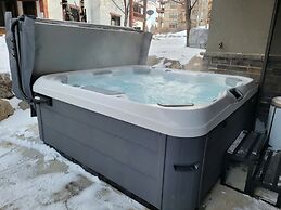 Jordanelle Mountain Paradise 1271 4 Bedroom Townhouse by RedAwning