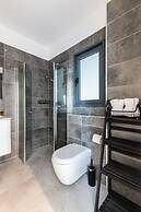 Luxury APT 3 BR New Tower Parking