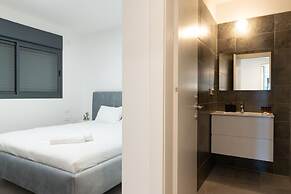 Luxury APT 3 BR New Tower Parking