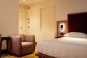 Lo Stemma Luxury Boutique Hotel