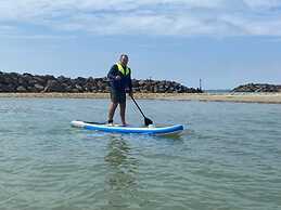 Remarkable Seaside Apartment - Sleeps 4