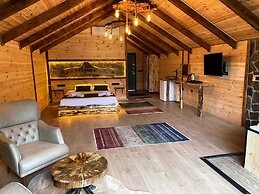 MEZRA DOĞAL DAĞ EVLERİ