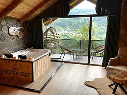 MEZRA DOĞAL DAĞ EVLERİ