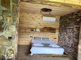 MEZRA DOĞAL DAĞ EVLERİ