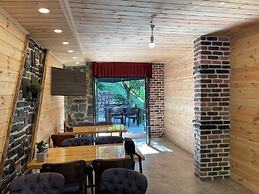 MEZRA DOĞAL DAĞ EVLERİ