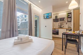The Jolie Apartments