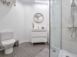 The Jolie Apartments