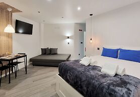 The Jolie Apartments