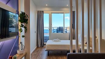 The Jolie Apartments