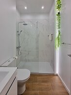 The Jolie Apartments