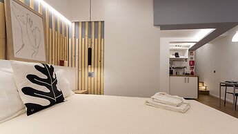 The Jolie Apartments