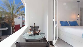 The Jolie Apartments