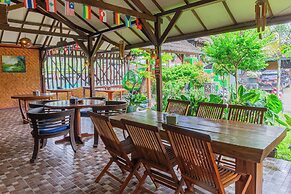 Green orry inn cafe & cottages