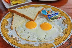 Green orry inn cafe & cottages