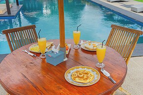 Green orry inn cafe & cottages