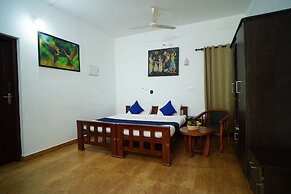 MISTY MORNING RESORT