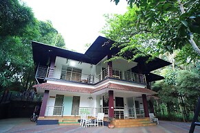 MISTY MORNING RESORT