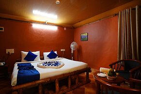 MISTY MORNING RESORT