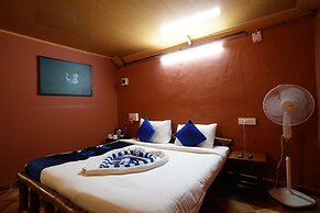 MISTY MORNING RESORT