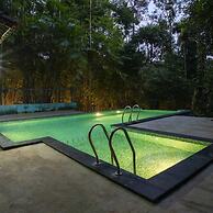 MISTY MORNING RESORT