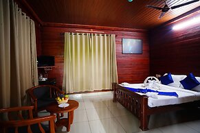 MISTY MORNING RESORT