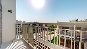 Primestay - Aster, Damac Hills 2