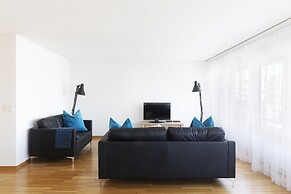 Nest - Baarerstrasse 20