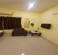 Earth Hotel Vadapalani