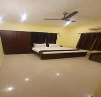 Earth Hotel Vadapalani