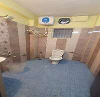 Earth Hotel Vadapalani