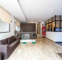 Earth Hotel Vadapalani