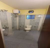 Earth Hotel Vadapalani