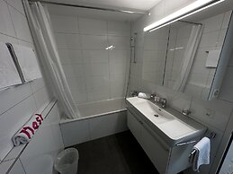 Nest - Baarerstrasse 43 & 45