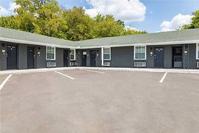 Stylish 1BR 10 Mins to Nashville