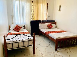 Lux Suites Hydro Apartments Nyali