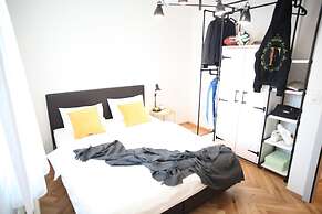 Nest -  Müllerstrasse