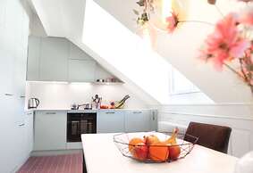 Nest -  Müllerstrasse