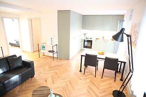 Nest -  Müllerstrasse